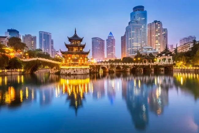 ¿Qué no se puede hacer en China? Cosas que NO debes hacer en China cover image