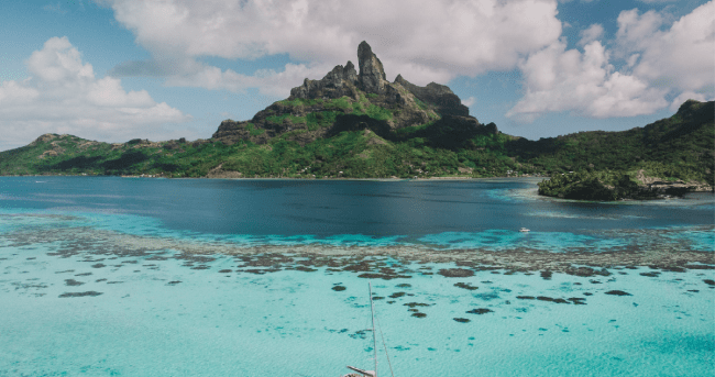 French Polynesia Vaccination Requirements | Do I need a vaccine to travel to French Polynesia? cover image
