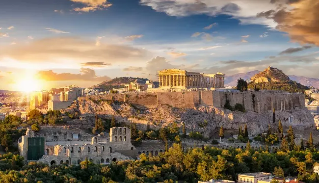 Arte y Cultura en Grecia: 10 Sitios Arqueológicos Imperdibles cover image