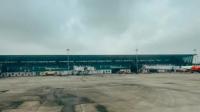 Noi Bai International Airport (HAN): Departures Guide | iVisa cover image