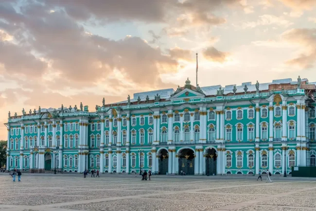 How to get a Russia tourist visa cover image